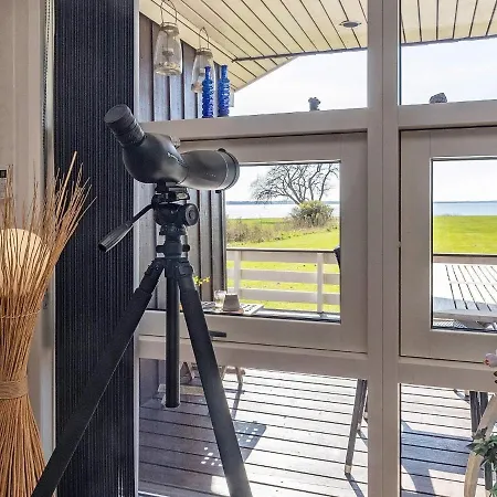 Three-bedroom In øster Assels 1 *